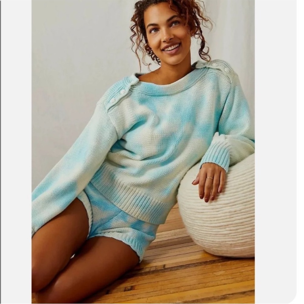 Lockshackfancy Blue Sweater Size Small